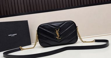 What Fits Inside a YSL Shoulder Bag?Capacity,Access,and Comfort Compared