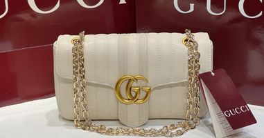 Gucci Bag for Travel and Long Days Carry Format Works Best?
