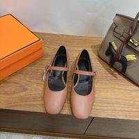 Hermes Women Shoes Guide:Styles,Comfort&Everyday Wear