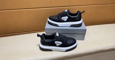 Prada Men Shoes Size Guide:How Should Each Style Fit?