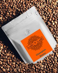 Champion grade specialty coffee beans – rare single origin, competition-level coffee at Lašė Lašė Café Ari Bangkok.
