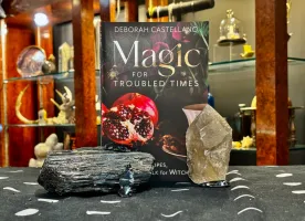 Welcome to MoonStone MPLS: Natural Gems & Magical Gifts!